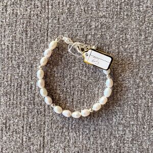 Elegant Pearl Bracelet